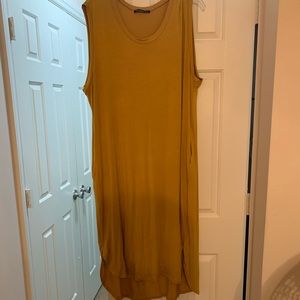 Acting Pro Sleeveless Midi Dress with Pockets